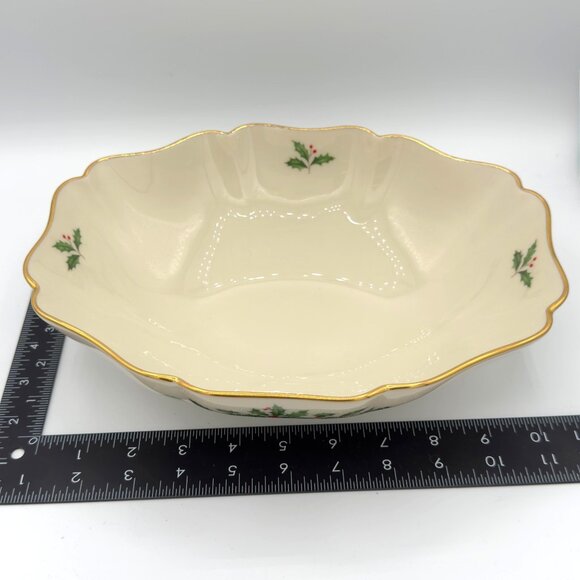 Vintage Lenox Dimension Holiday Holly Berry Scalloped 10" Long Oval Serving Bowl - Picture 4 of 8